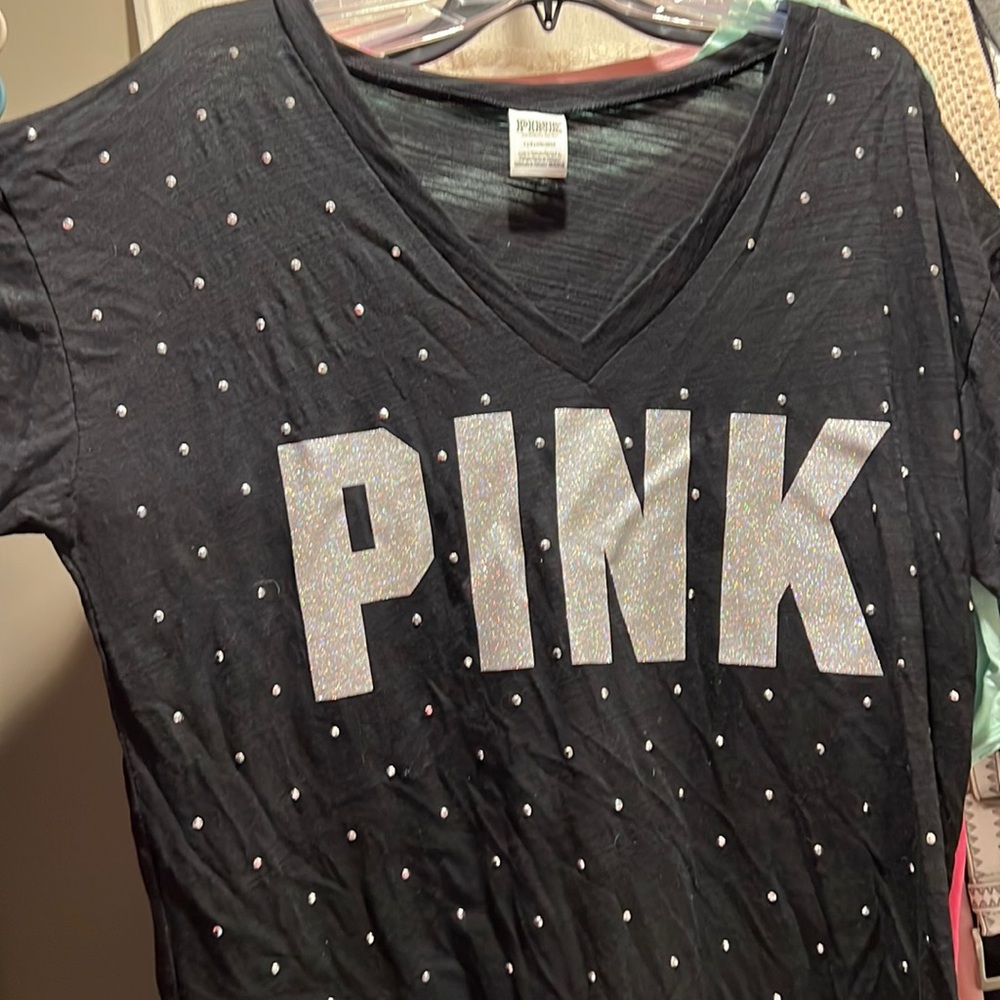 VS tshirt